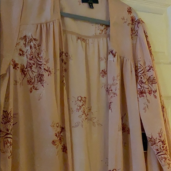 Kimono Robe - Picture 2 of 7